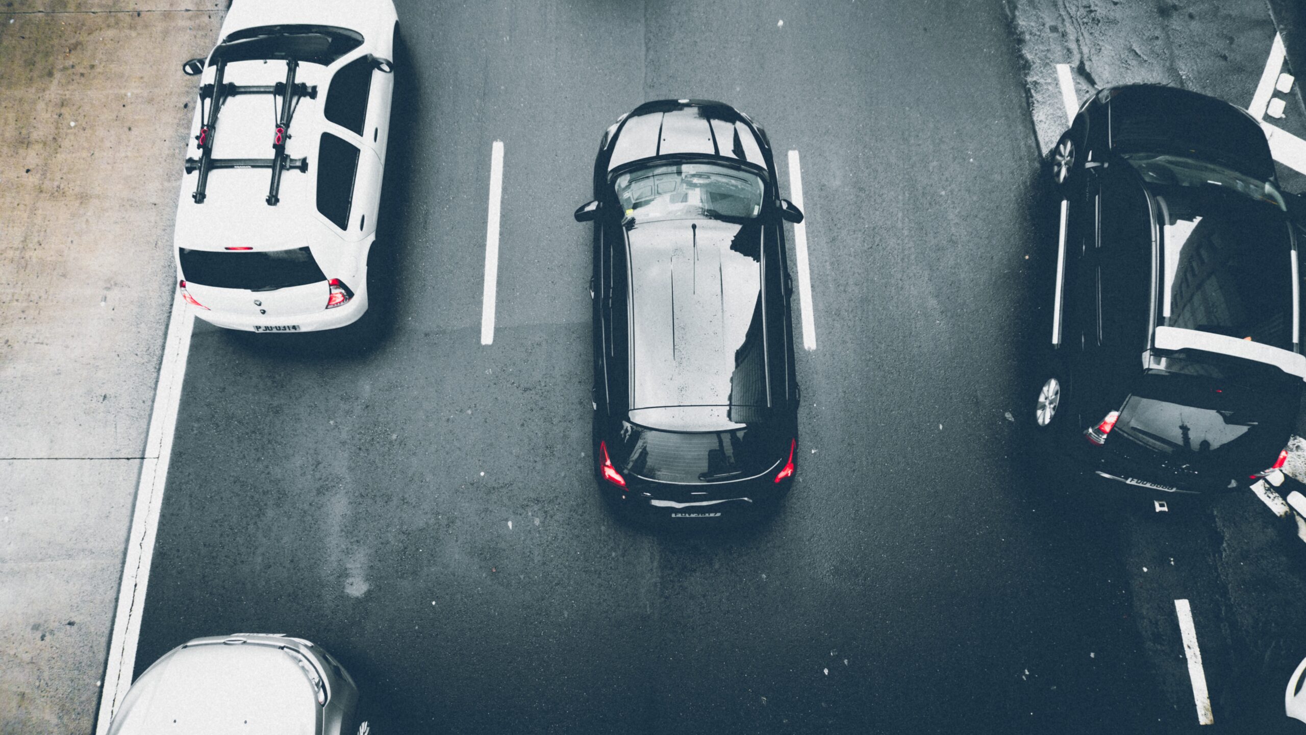 aerial-view-asphalt-cars-213165 drugged_driving_lawsuits_atlanta_attorney