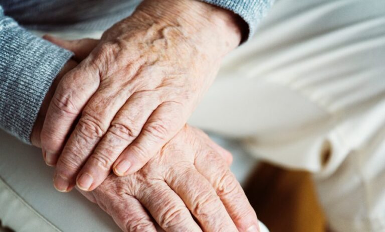 adult-aged-aging-1305302-e1537398594942-1024×538